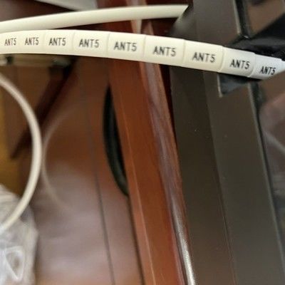 Buen precio 2.5mm Blanco de calefacción de reducción de manga en línea